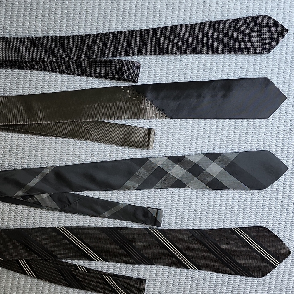 Zegna Burberry Hugo Boss A|X Armani Exchange 4x Narrow Ties